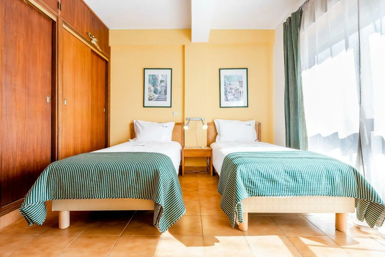 Altura Inn Beach 0*,